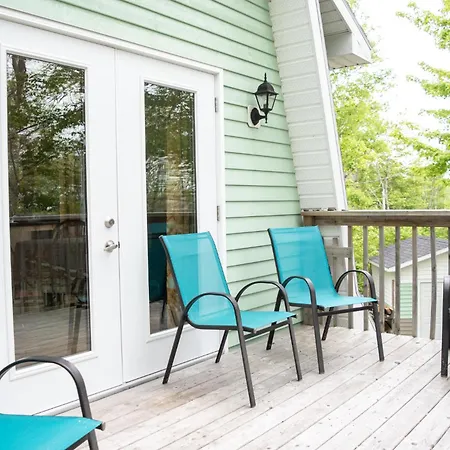 Rumi Guest House On The Cabot Trail-3